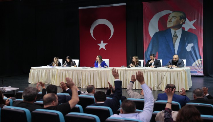Konak Belediyesi 2024 kesin hesabı 676 milyon lira açık verdi