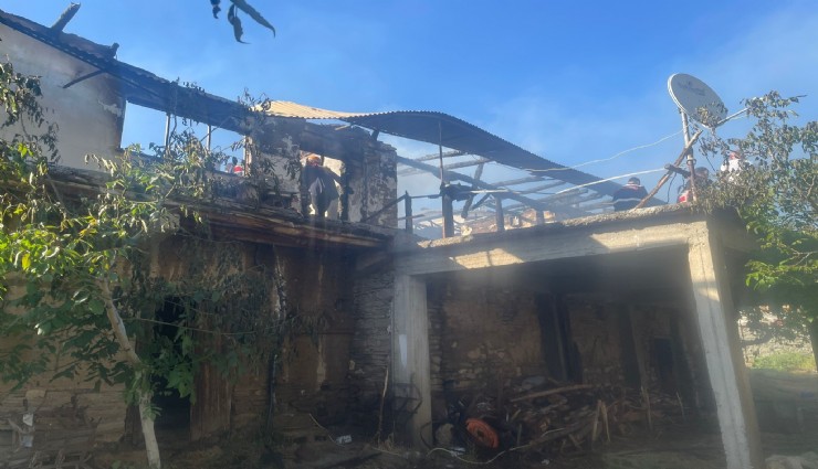 Uşak'ta 92 yaşındaki adam yangında hayatını kaybetti