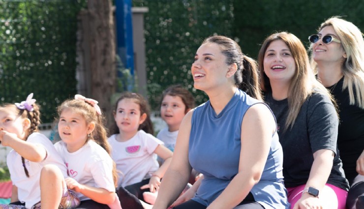 Yuvamız İzmir’de anneleri mutlu eden etkinlikler