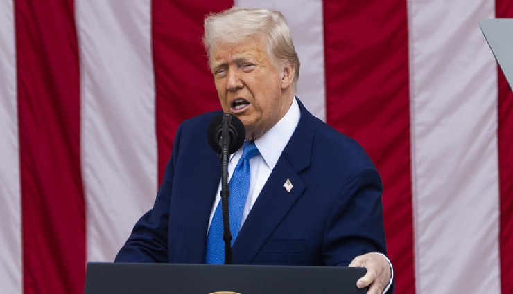 ABD'den sular durulmuyor: Trump'tan İsyan Yasası açıklaması