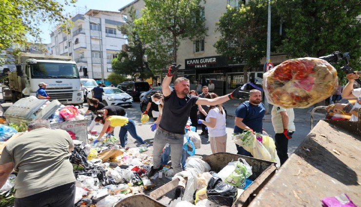 Başkan Duman çöp topladı, uyarı yaptı: Buca’daki eylem halkın sağlığını tehdit edecek noktaya ilerliyor