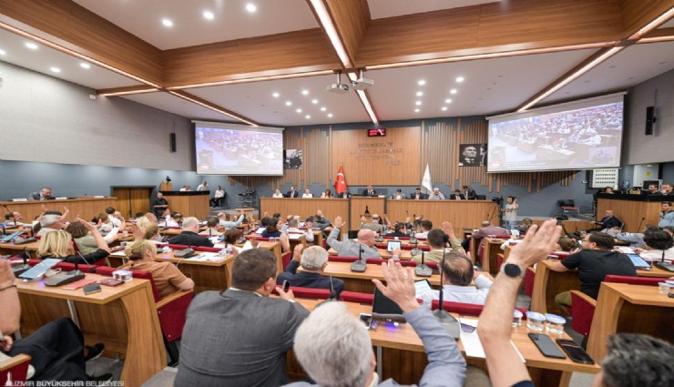 Başkan Tugay: 4.5 milyon İzmirli'ye karşı sorumluyuz