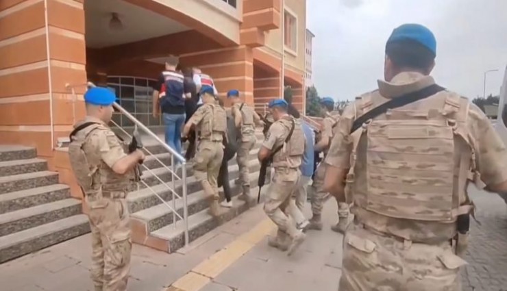 Denizli'nin de dahil olduğu 18 ilde DEAŞ operasyonu: 39 şüpheli terör örgütü mensubu yakalandı