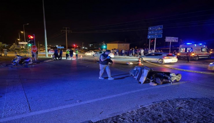 Fethiye'de korkunç kaza: Tırla çarpışan motosiklet sürücüsü hayatını kaybetti