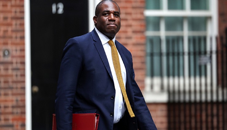 İngiltere'de İsrailli aşırı sağcı iki bakana yaptırım