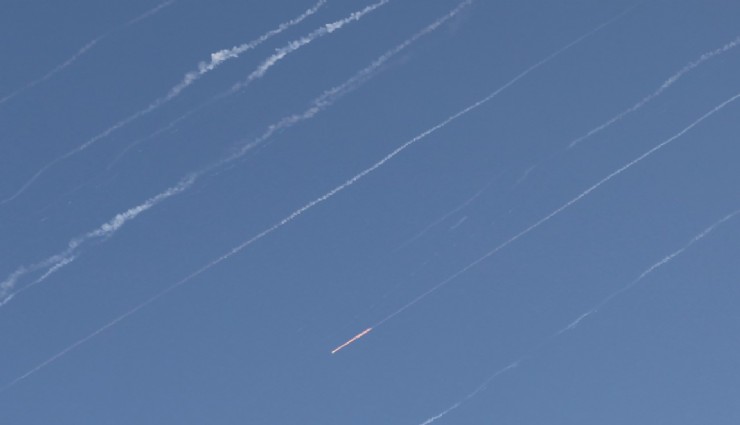 İran'dan İsrail'e yeni saldırı: Tel Aviv ve Kudüs'ten patlama sesleri yükseldi
