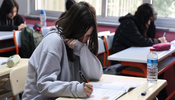 YKS maratonu başlıyor: 2,5 milyondan fazla aday sınava girecek