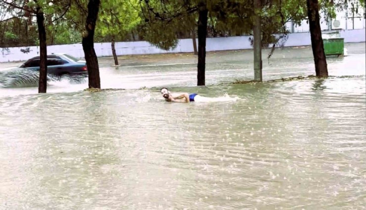 Bulvarda yüzüp sıra dışı bir tepkiye imza attı