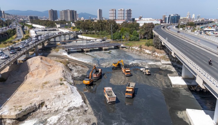 İZSU'dan Meles ve Manda derelerinde temizlik seferberliği