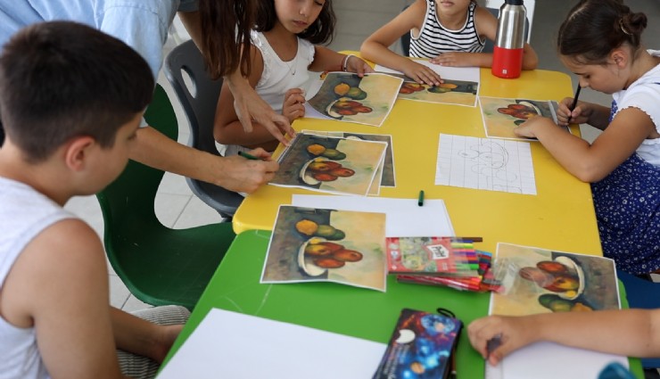 Karabağlar’da yaz tatili, bilim, sanat ve eğlenceyle dolu dolu geçiyor