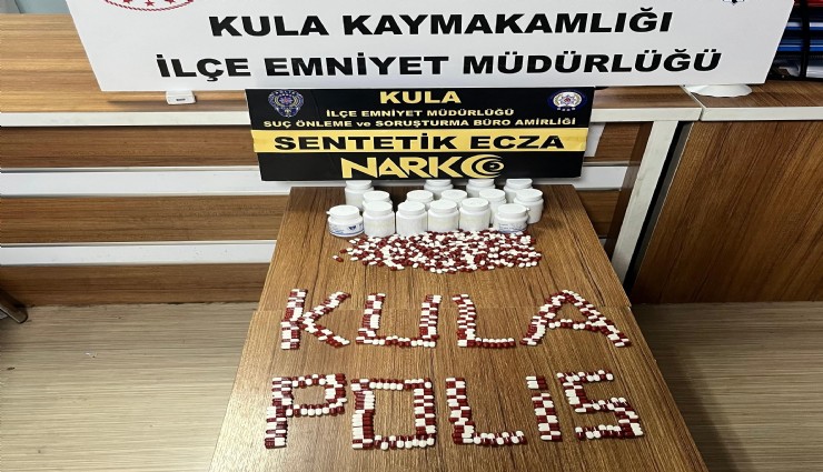 Kula'da uyuşturucu satıcılarına darbe: 7 şüpheli yakalandı