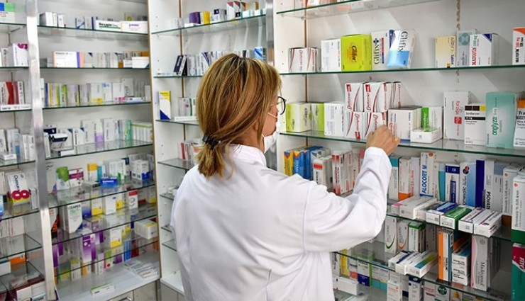 Tıbbi kenevir eczanelerde satılabilecek: Sağlık düzenlemeleri yasalaştı