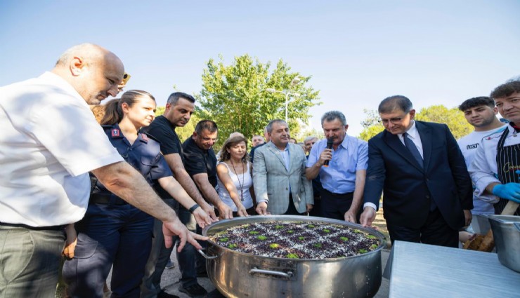 Tugay: İzmir de asla mücadeleyi bırakmaz