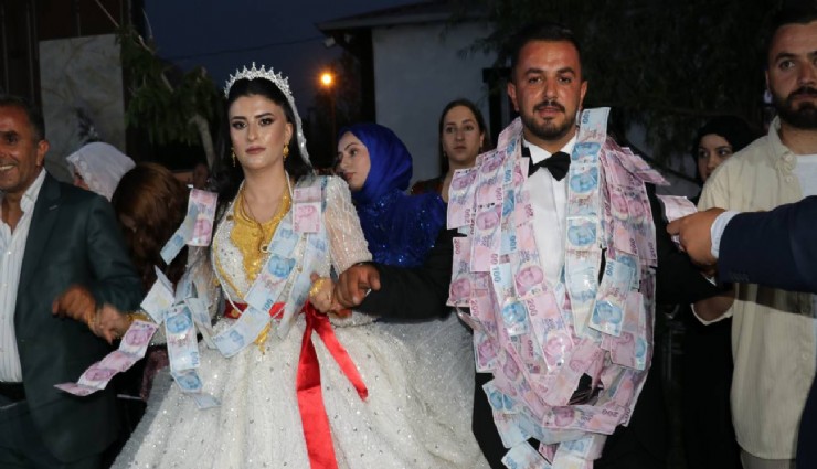 Van’da geline 2 kilo altın, damada 6 buçuk milyon TL takıldı