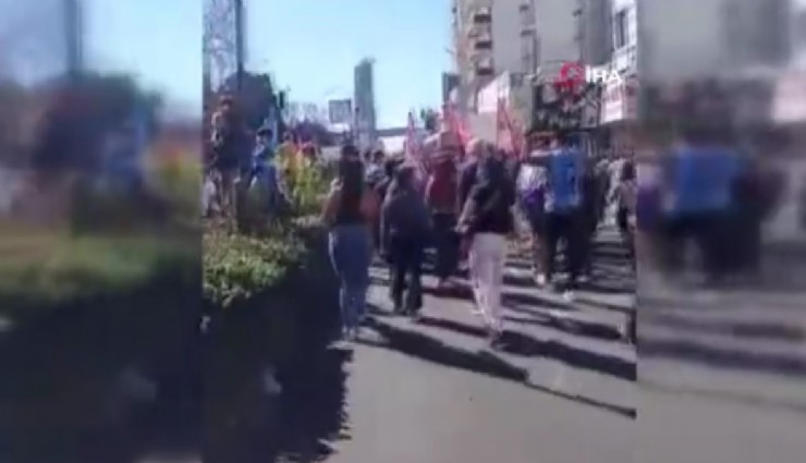 Arjantin Devlet Başkanı Milei’nin konvoyuna taşlı saldırı