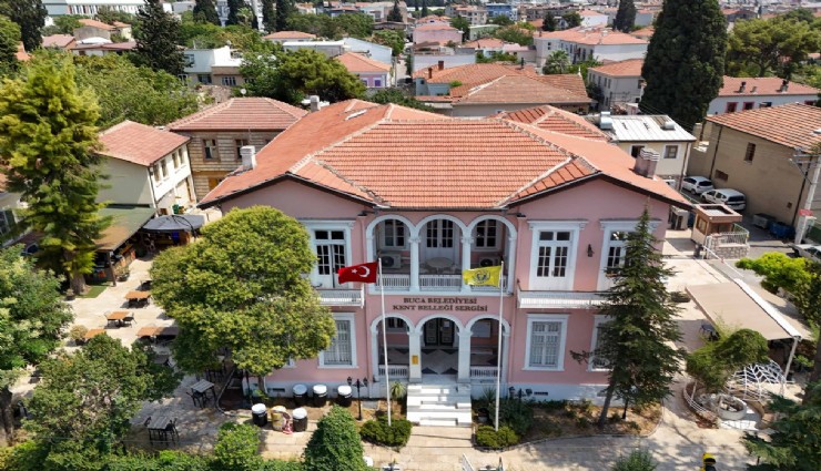 Buca'nın hafızası Pembe Köşkte canlanıyor