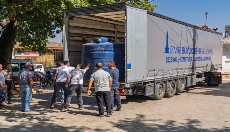 Büyükşehir'den çiftçiye destek: Yangında zarar gören üreticilere su deposu ulaştırılıyor