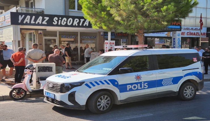CHP Urla İlçe Başkan adayının iş yerine silahlı saldırı: Asıl hedef komşuymuş