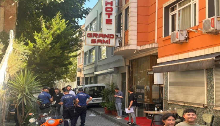 İstanbul Fatih'te Hollandalı baba fenalaştı, iki oğlu hayatını kaybetti