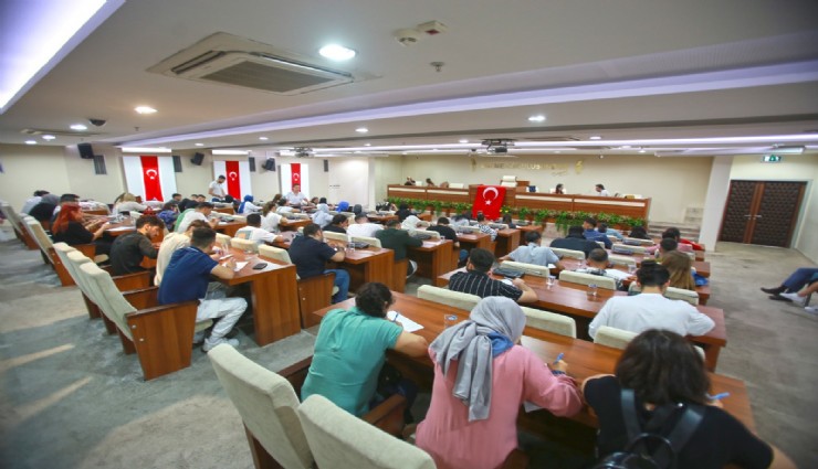 Karabağlar Belediyesi Bölgesel İstihdam Ofisi 15 ayda 1418 kişiye iş sağladı