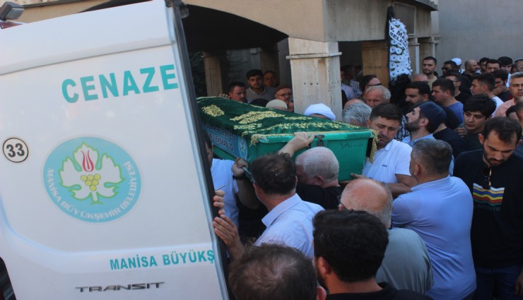 Manisa'da acı görev: İmam oğlunun cenaze namazını kıldırdı