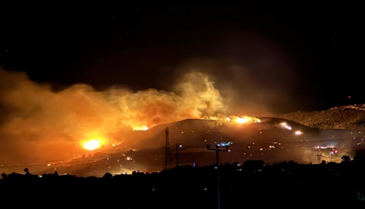 Alanya’da gece başlayan orman yangınına sabahın ilk ışıklarıyla müdahale devam ediyor