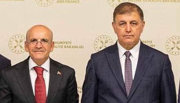Ankara’nın ardından İzmir’de de temas: Şimşek ve Tugay bir araya geldi