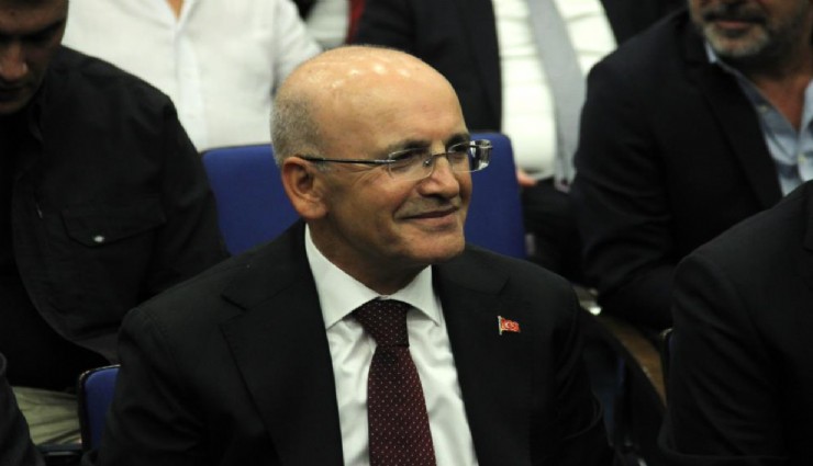 Bakan Mehmet Şimşek İzmir’de iş dünyasıyla buluştu: Vali Elban ve Başkan Tugay'da toplantıya katıldı