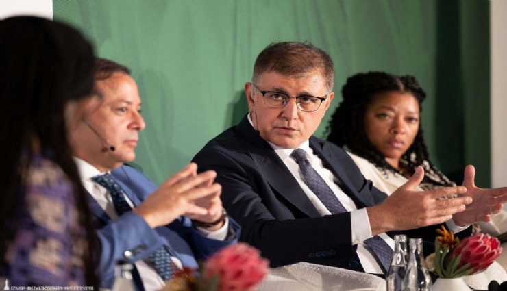 Başkan Tugay, Johannesburg’da U20 Zirvesi’nde İzmir’i temsil etti