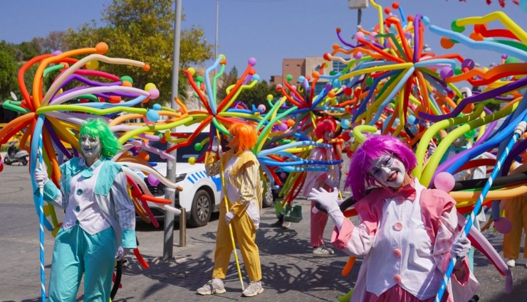 Çeşme Festivali’nde ilk gün coşkusu