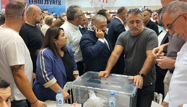 CHP Buca kongresinde ortalık karıştı: Ednan Arslan listeyi vermek istemedi