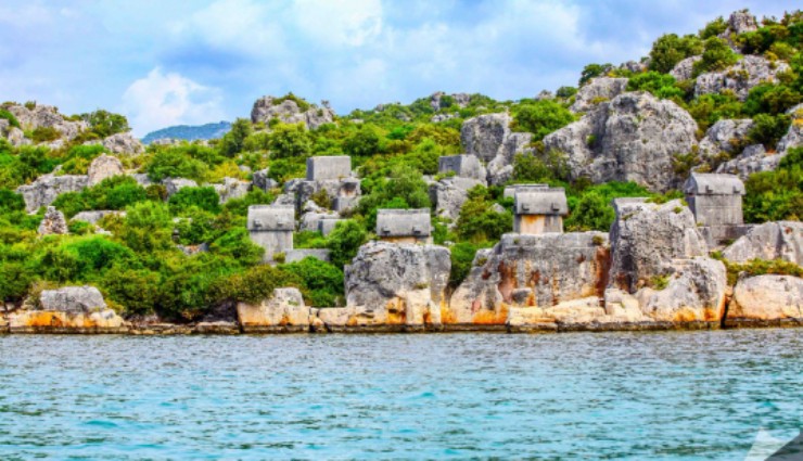Didim’de tarihi adım: Teichiussa Antik Kenti’nin koruma sınırları yeniden belirlendi