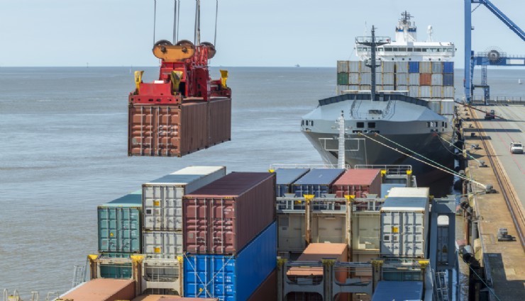 İhracatçılar OVP hedeflerini yetersiz buldu: Çift haneli artış gerekiyor