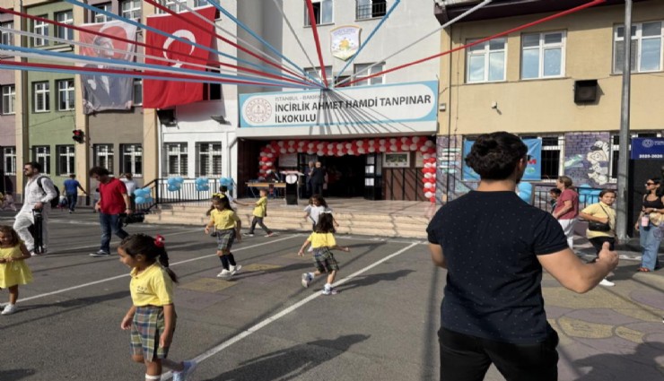 İlkokul birinci sınıf öğrencileri uyum haftasıyla ders başı yaptı