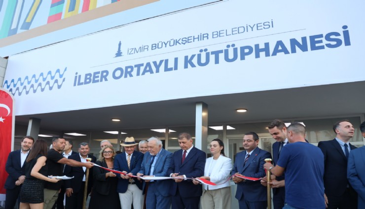 İzmir Kültürpark’ta İlber Ortaylı Kütüphanesi açıldı