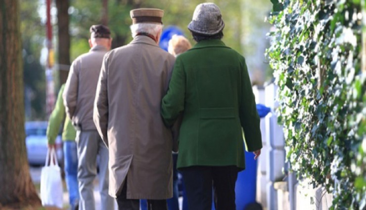 Japonya’da 100 yaş ve üzeri insan rekoru: 99 bini aştı