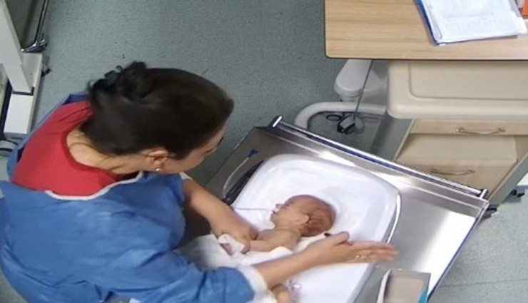 5 günlük Deniz, hemşire şiddeti sonucu engelli kaldı