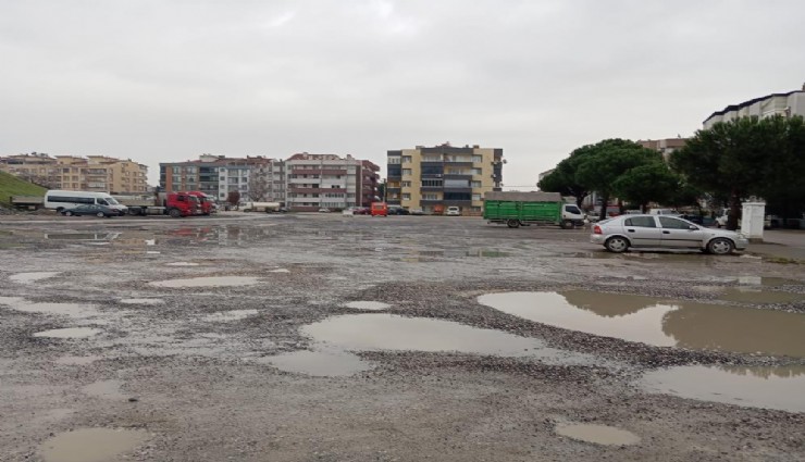 Bergama'da pazar yeri isyanı: Vatandaş ve esnaf çözüm istiyor