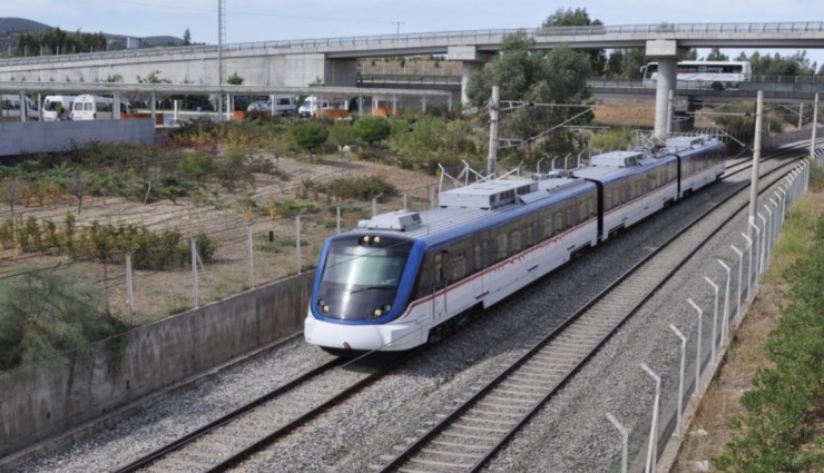 İZBAN’dan sefer açıklaması: Ulaşımda aksamaya yer yok