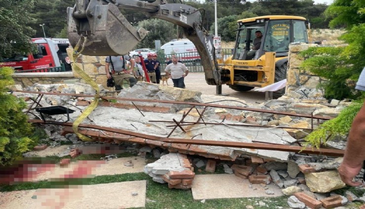 İzmir’de devrilen dekoratif kemer davasında 15 yıl hapis istendi