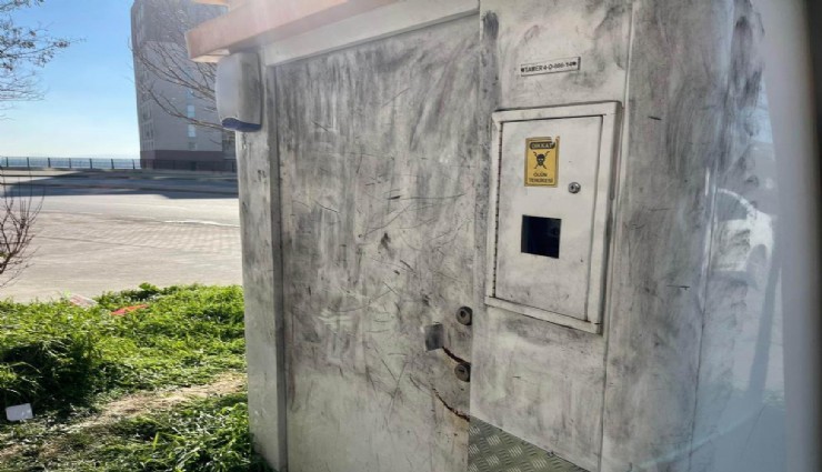 Karabağlar’da para nakil aracına silahlı soygun