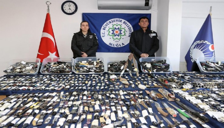 Muğla otogarlarında 1 yılda binlerce kesici alet ve silah ele geçirildi