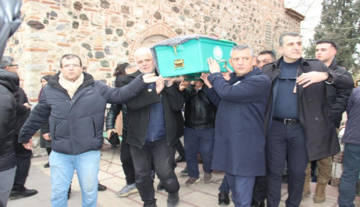 Özgür Özel, Manisa'da cenaze namazına katıldı