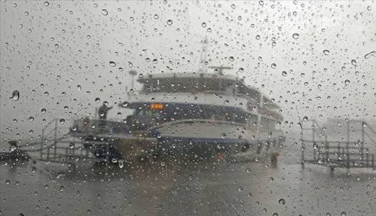 Vapur seferlerine yağış engeli: Seferler iptal edildi