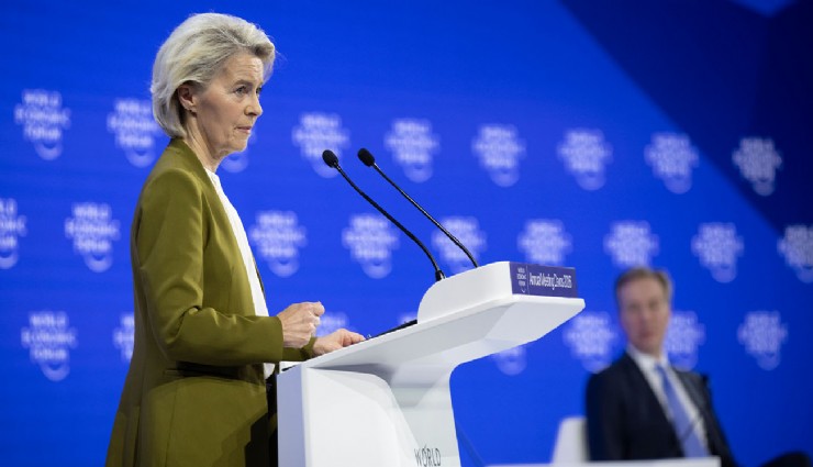 Von der Leyen: Danimarka ve Grönland’ın toprak bütünlüğü pazarlık konusu olamaz
