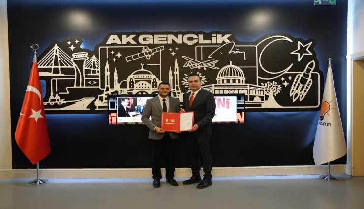 AK Parti Kütahya İl Gençlik Kolları Başkanlığına Oğuzhan İnce atandı