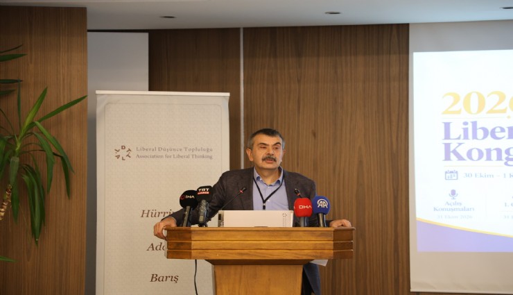 Bakan Tekin: Kürtçe kursların açılması devrimci bir adım