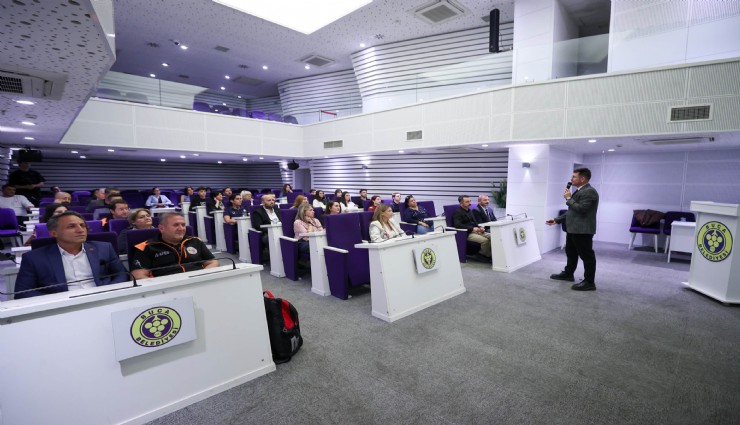 Buca’da iklim panelinden kritik uyarı: Gıda krizi ve göçler kapımızda