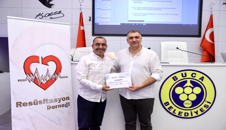Buca'da hayat kurtaran eğitim: Kalp masajı uygulamalı gösterildi