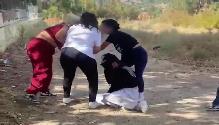 Denizli'de şoka sokan akran zorbalığı: Liseli üç kız kendisinden küçük kızı darp etti